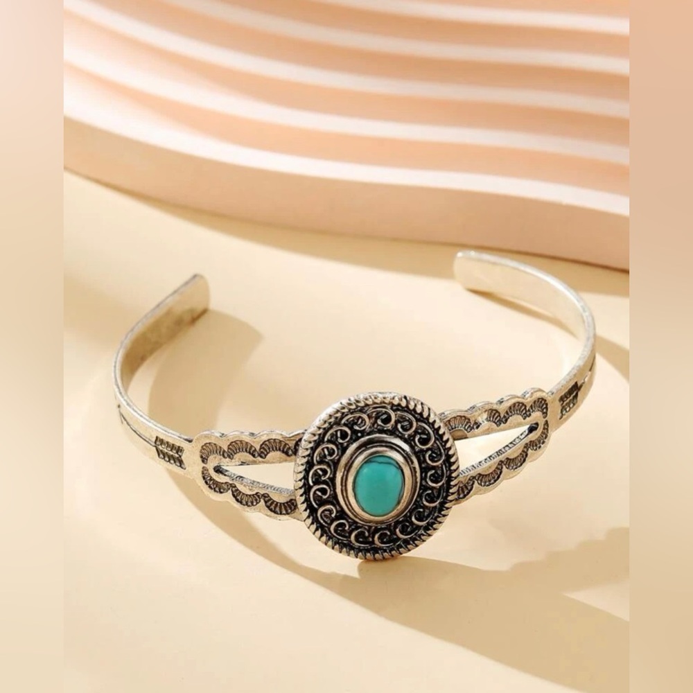 Turquoise Decor Cuff Bangle - Picture 4 of 5